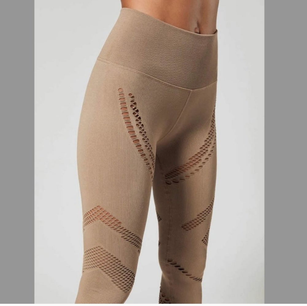 ALO Yoga Sculpt Ribbed High-Rise Leggings in Taupe
